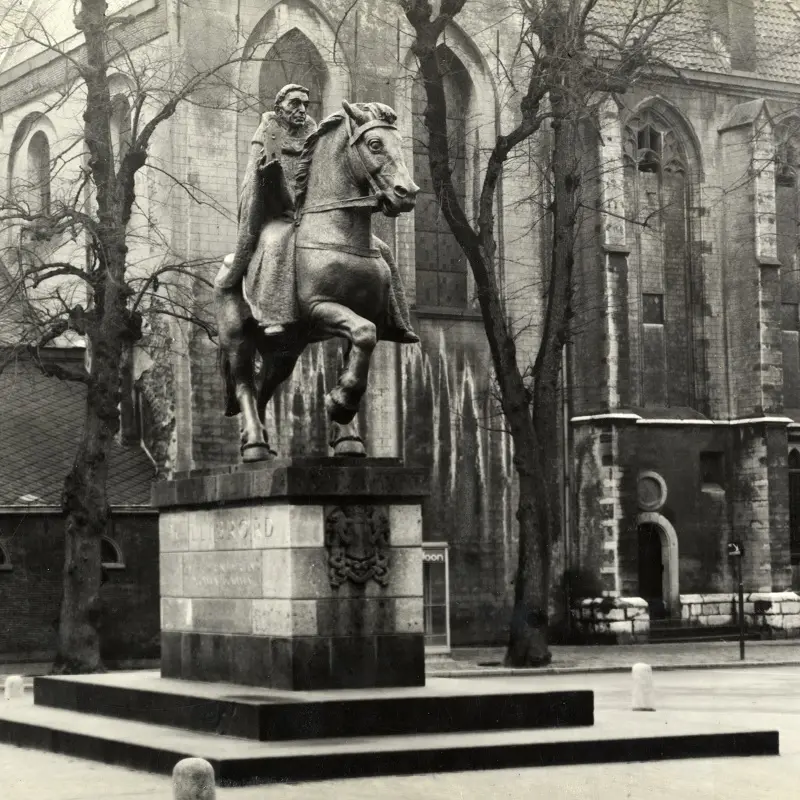 Wilibrord Utrecht, Domplein